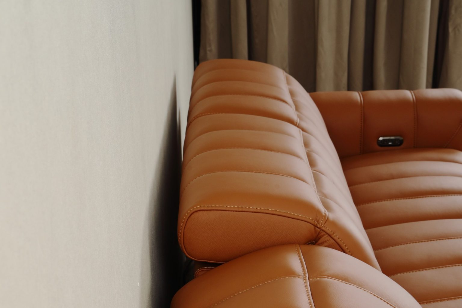 在煩惱電動沙發預留空間嗎？趕快來大漢家具吧！