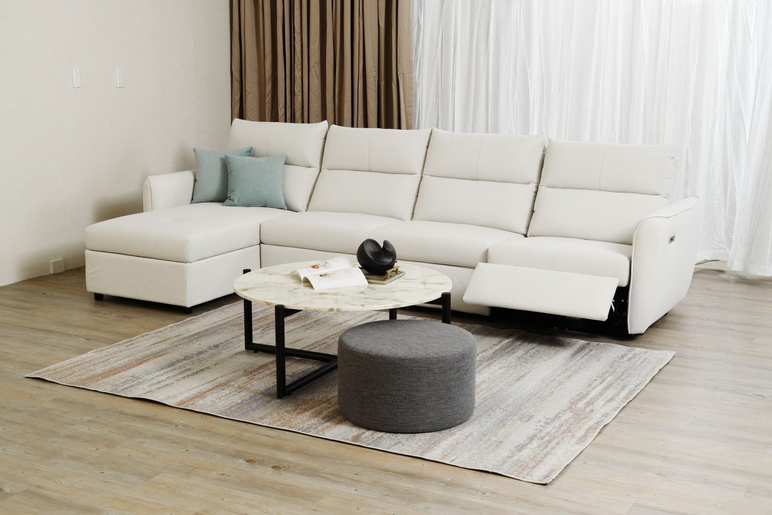 想買一張可以放在客廳供全家人使用的電動沙發嗎?唯一推薦大漢家具!