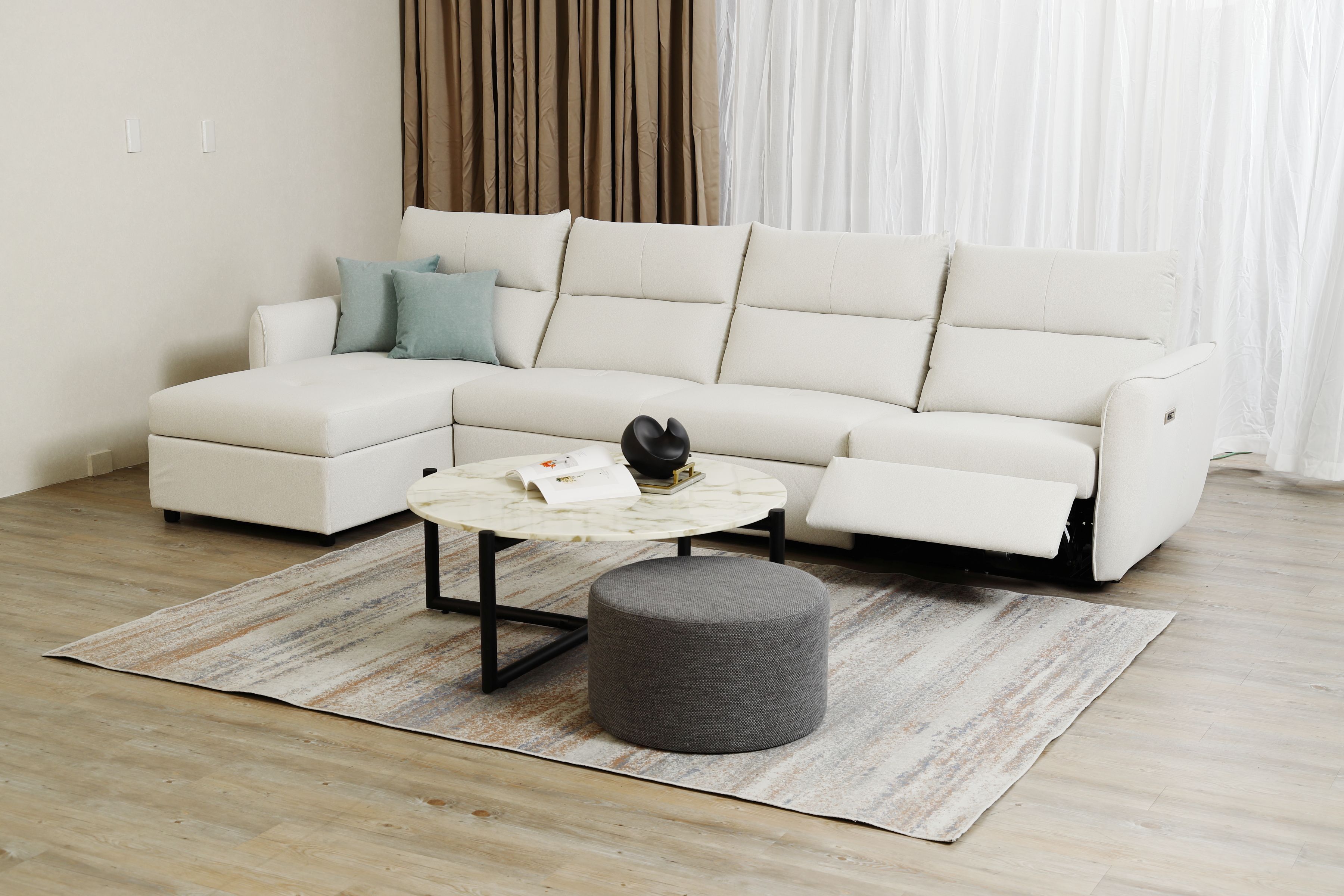 想買一張可以放在客廳供全家人使用的電動沙發嗎？唯一推薦大漢家具！