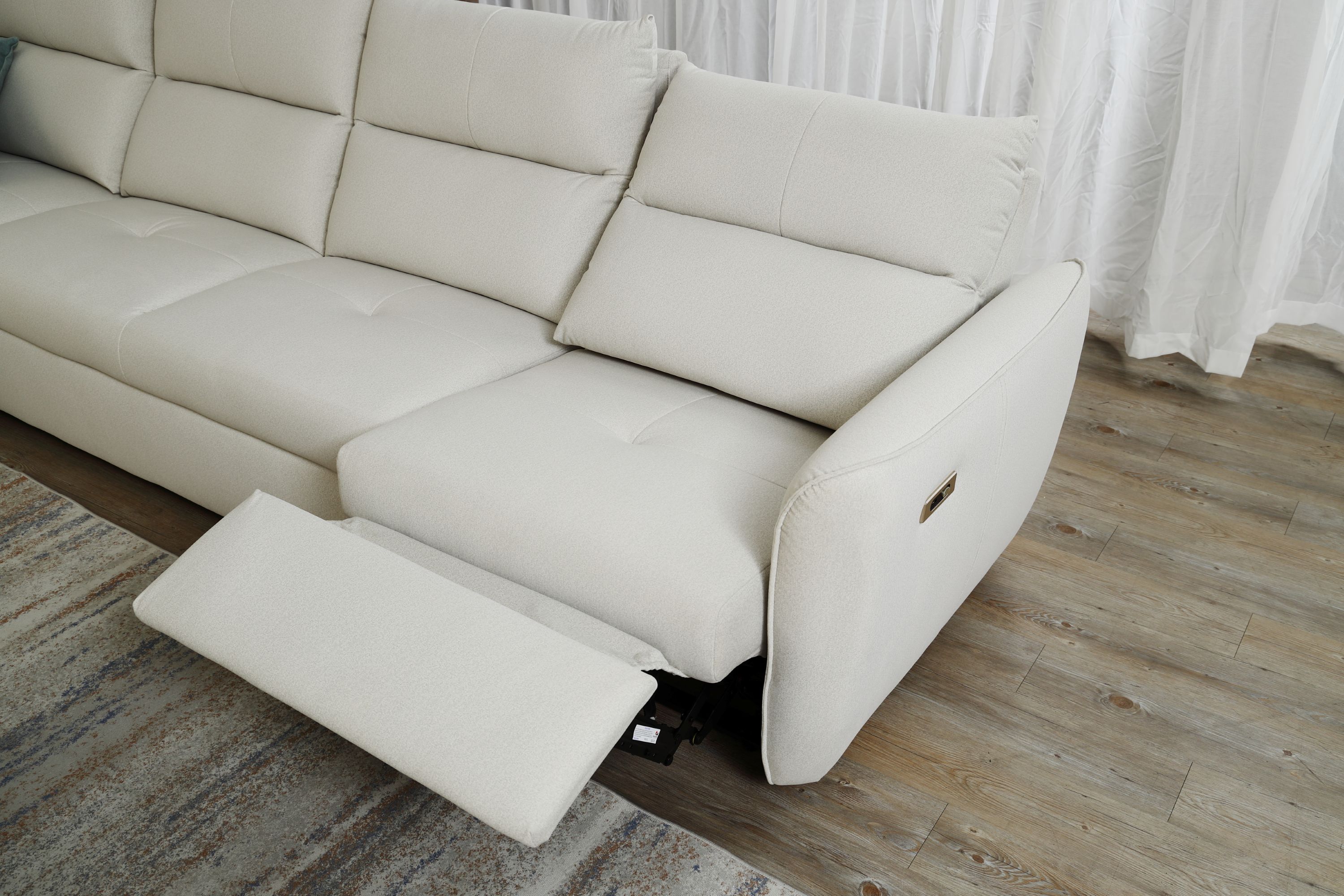 不知道自己客廳適合什麼沙發顏色嗎？讓大漢家具幫你！