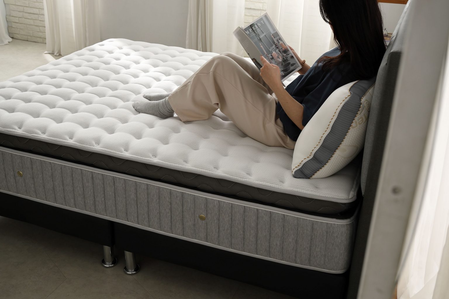 買獨立筒床墊就到大漢家具，讓你不用再擔心床太硬腰痛的問題！