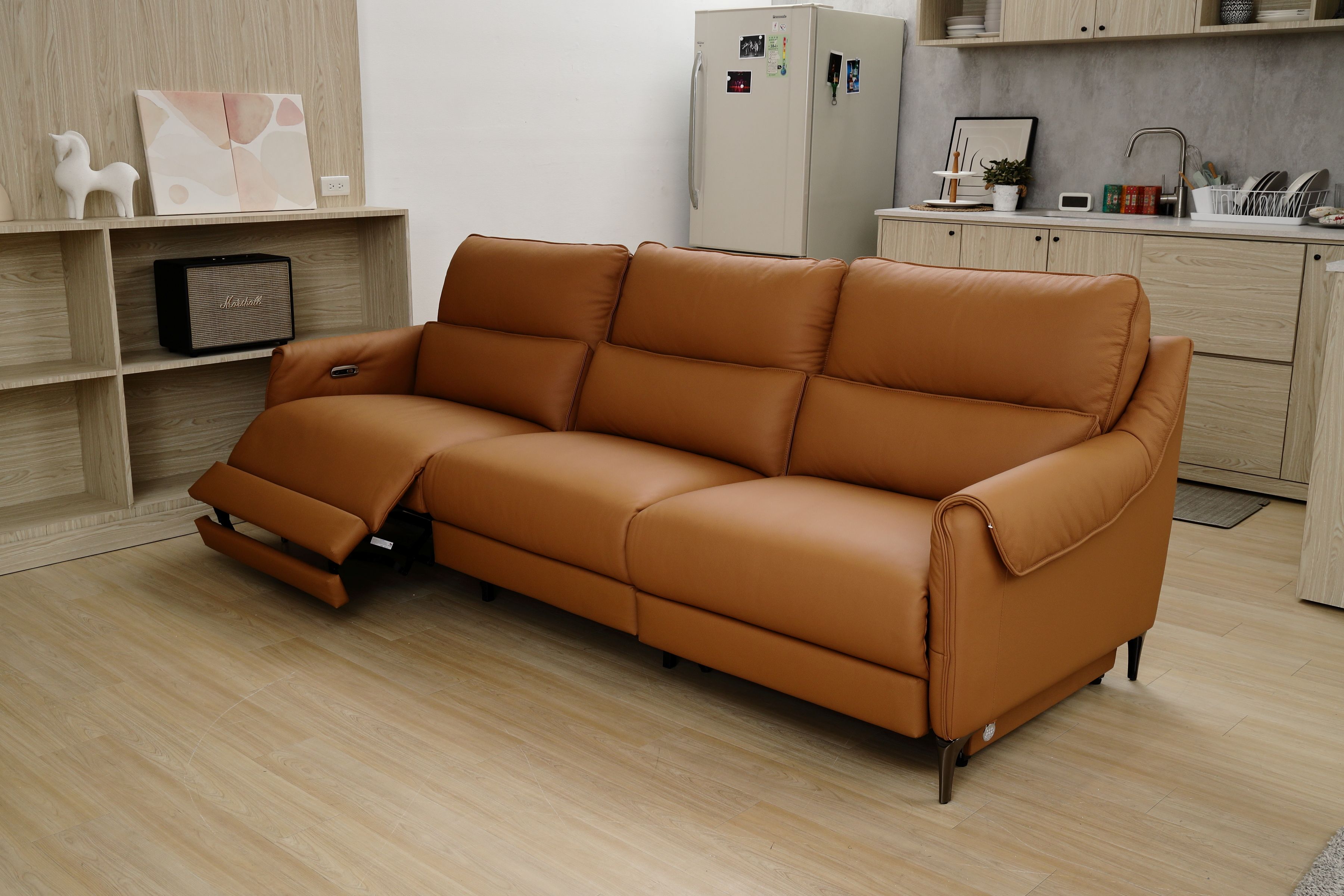 人在桃園想買電動沙發？就到大漢家具！