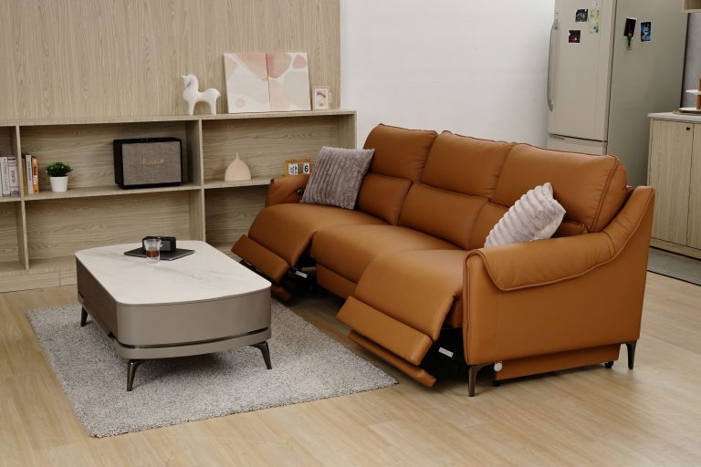 大漢家具頭層牛皮電動沙發可以輕易融入家中環境，不怕破壞裝潢風格