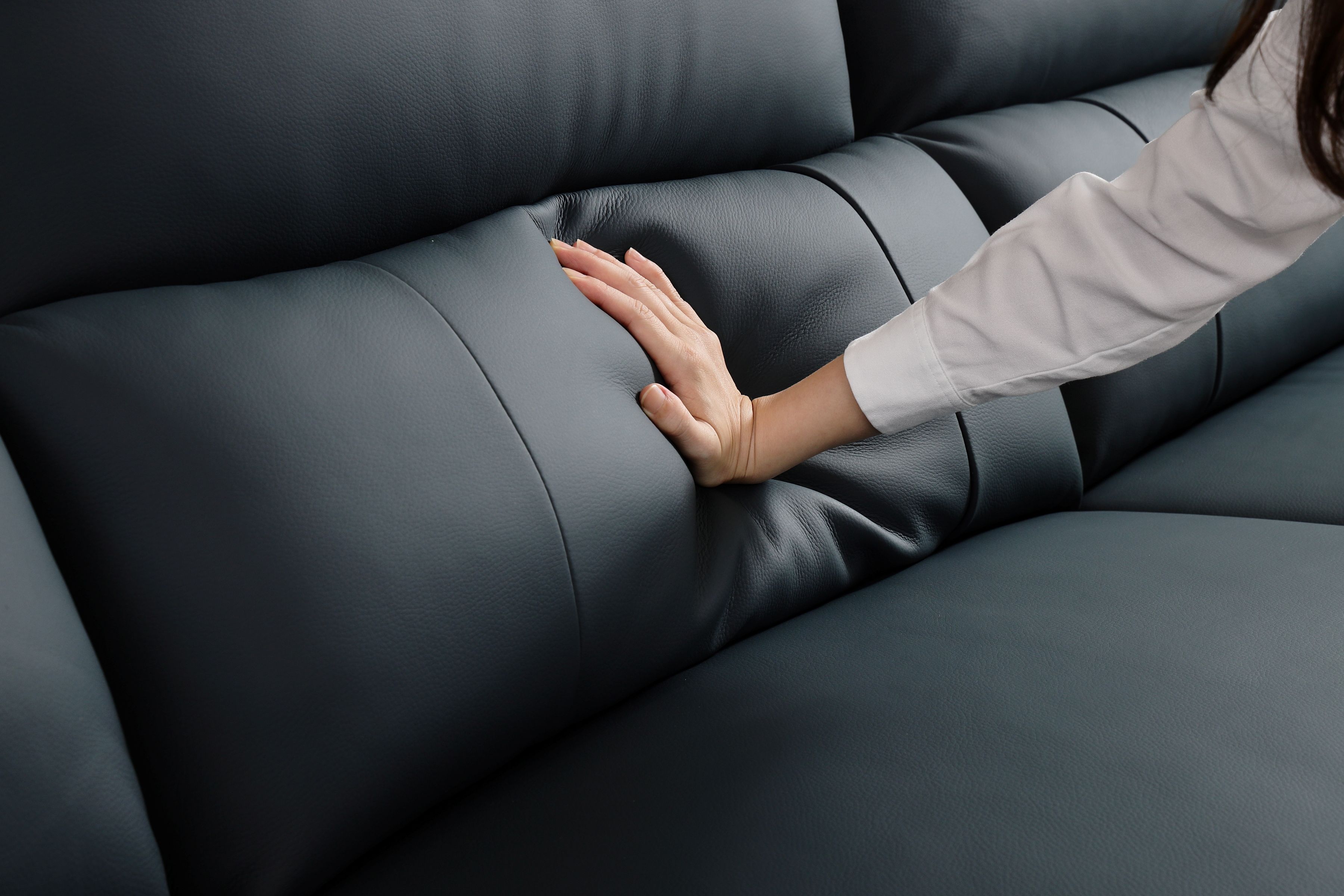 趕快到大漢家具親身體驗，挑一張自己喜歡的高密度泡棉電動沙發帶回家！