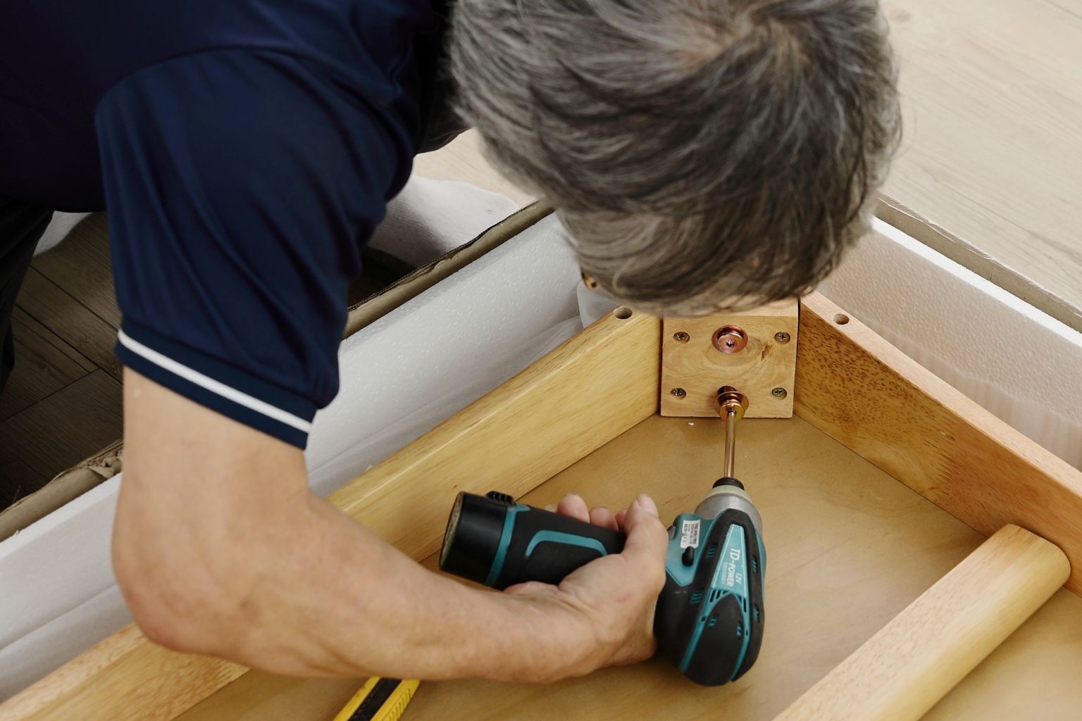 選擇大漢家具,電動沙發到府維修收費有保障!