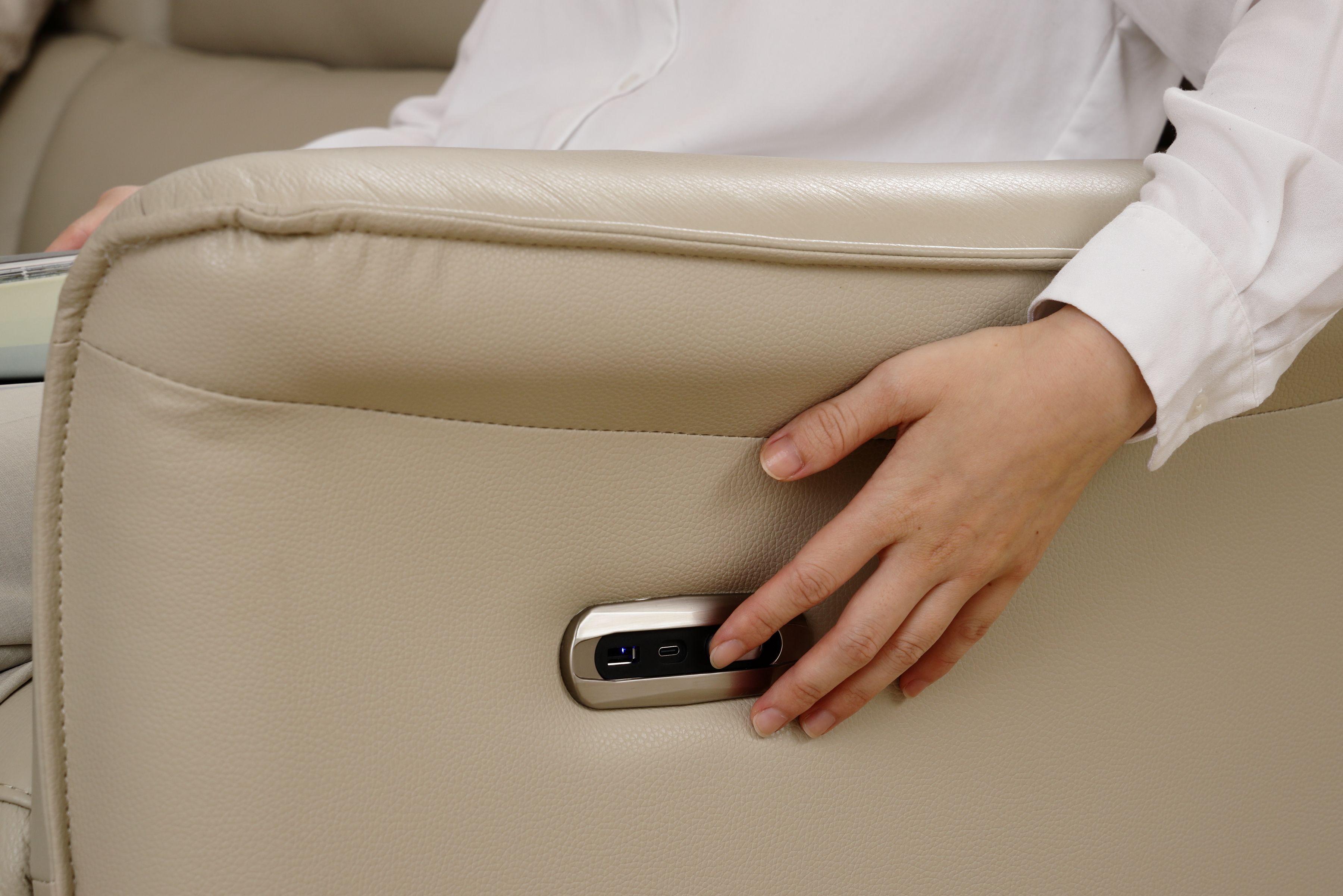 大漢家具良好的售後服務，讓你不用擔心電動沙發是不是壞掉就沒救