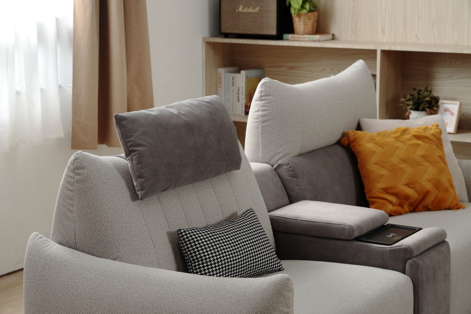 想挑一張兩個人可以同時放鬆使用的電動沙發,就到大漢家具!