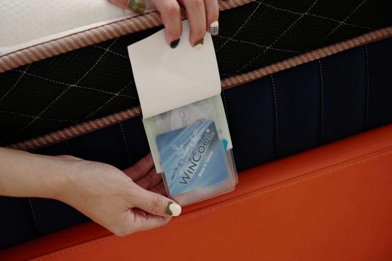 大漢家具的獨立筒床墊材質透氣,讓你不用擔心夏天睡了悶熱