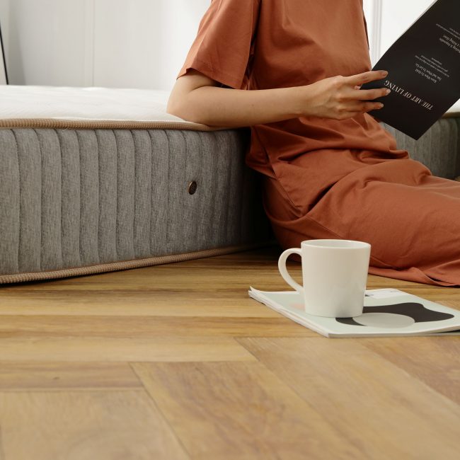 床太硬屁股痛嗎？讓大漢家具幫你解決！