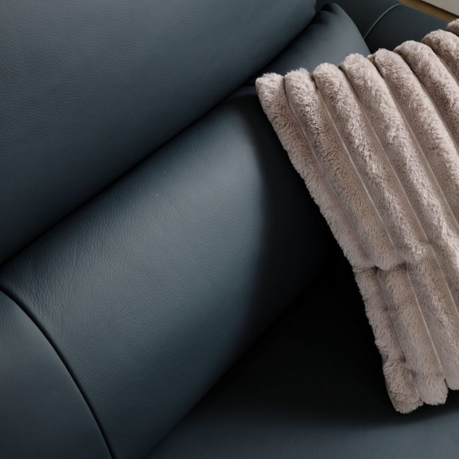 大漢家具的電動沙發，用最高品質的皮革，減少你保養上的困難